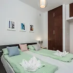 Shortstaypoland Krucza * Varsovia