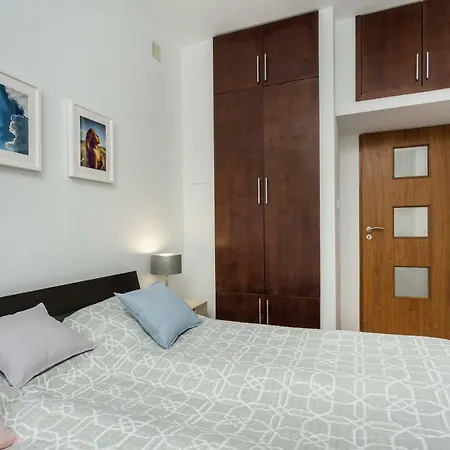 Apartment Shortstaypoland Krucza Warsaw