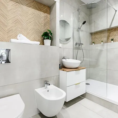 Shortstaypoland Krucza ワルシャワ